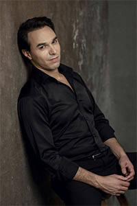 Kerényi Miklós Máté:” Szeretnék sok jó produkciót létrehozni, szeretnék játszani a színpadon”